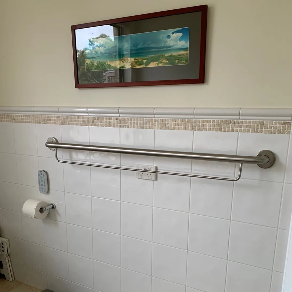 Hiline Home Modifications - Towel Grab Rail