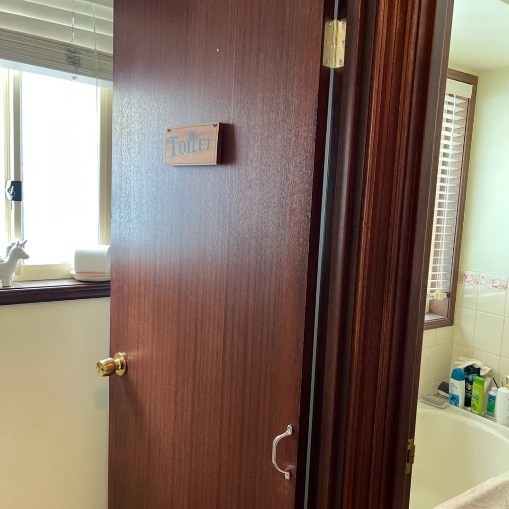 Hiline Home Modifications - Lift off safety hinges