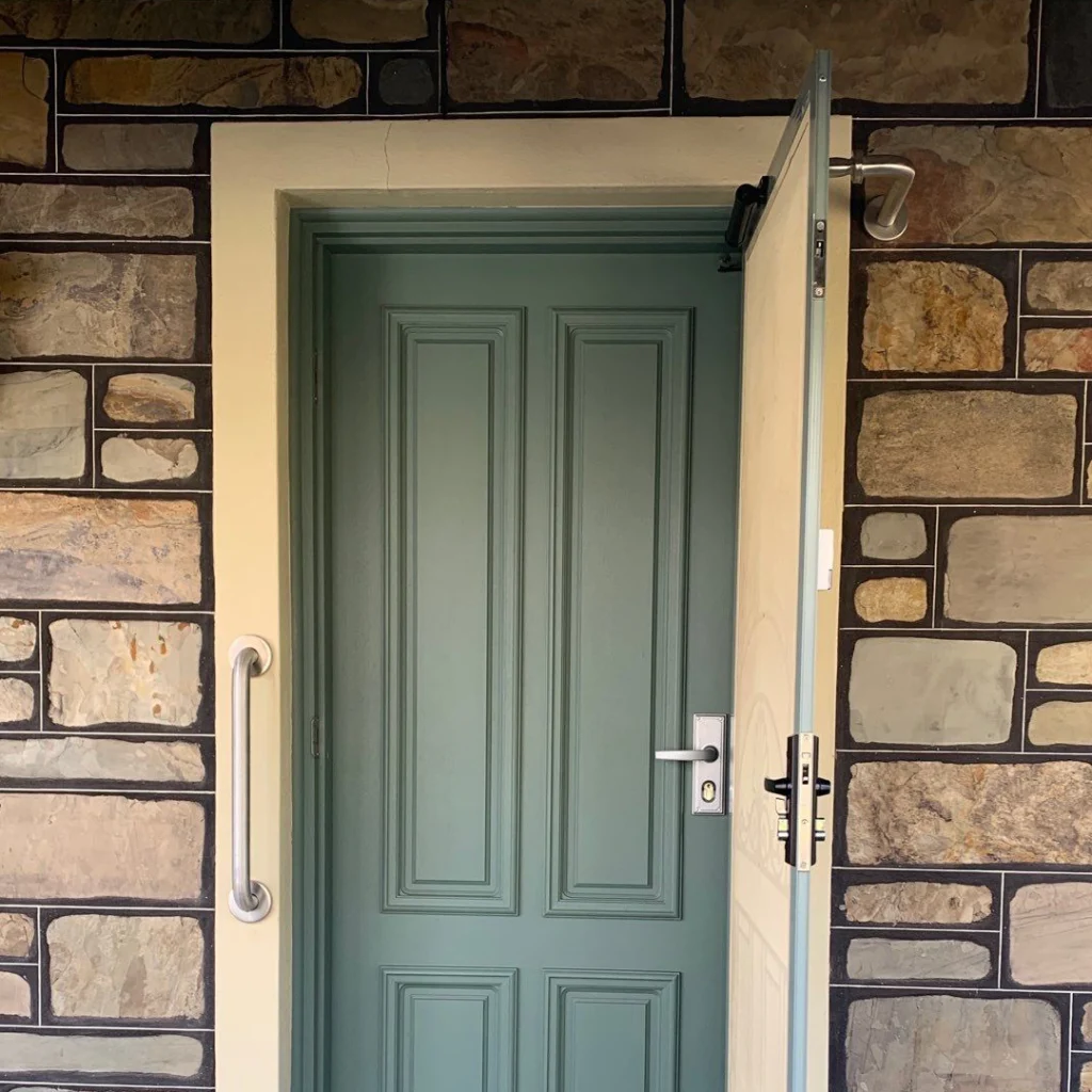 Hiline Home Modifications - Magnetic door catches