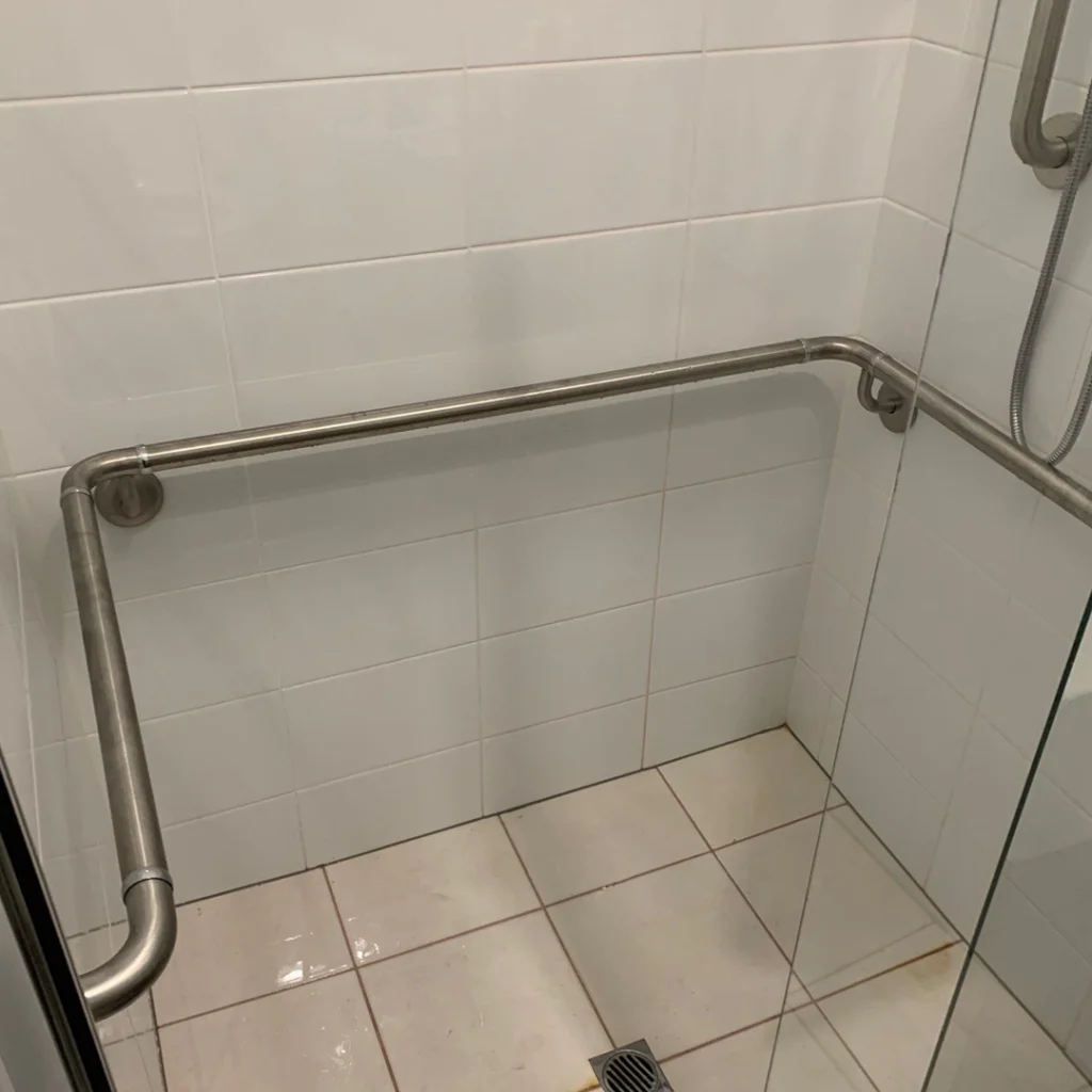 Hiline Home Modifications - Modular grab rails