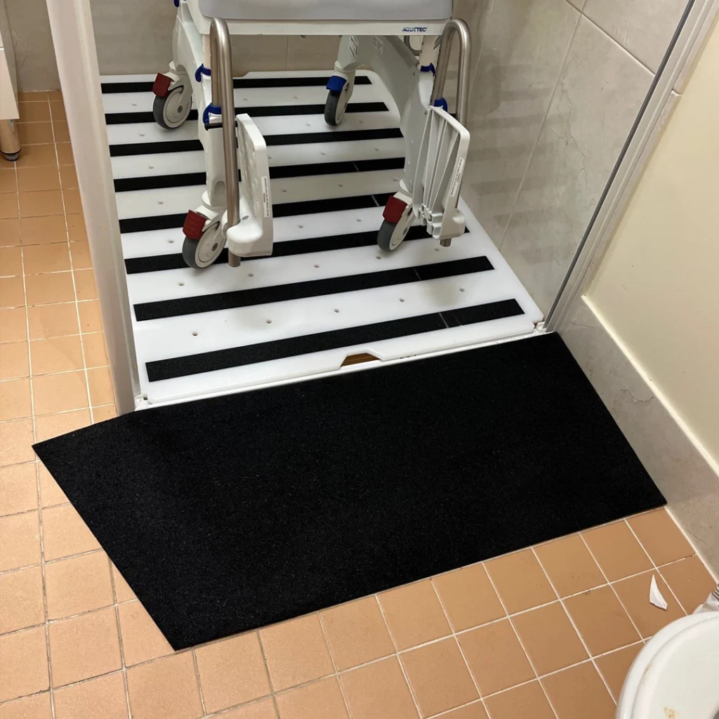 Hiline Home Modifications - Non-slip raised Shower platform