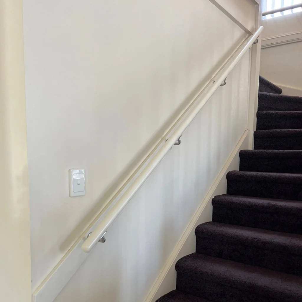 Hiline Home Modifications - Timber Hand Rail